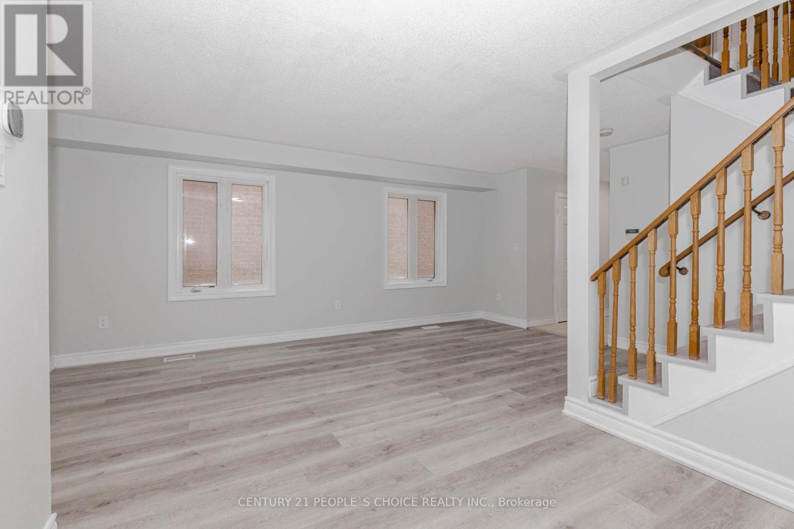 Main - 5844 Gant Crescent, Mississauga, Ontario  L5V 2T5 - Photo 13 - W12766942