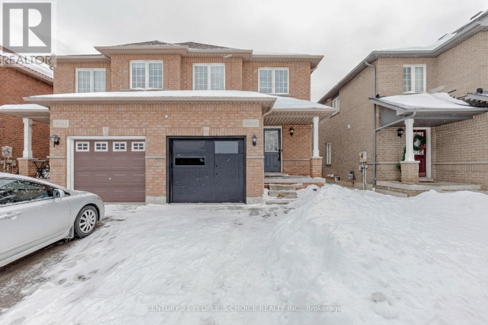 Main - 5844 Gant Crescent, Mississauga, Ontario  L5V 2T5 - Photo 2 - W12766942