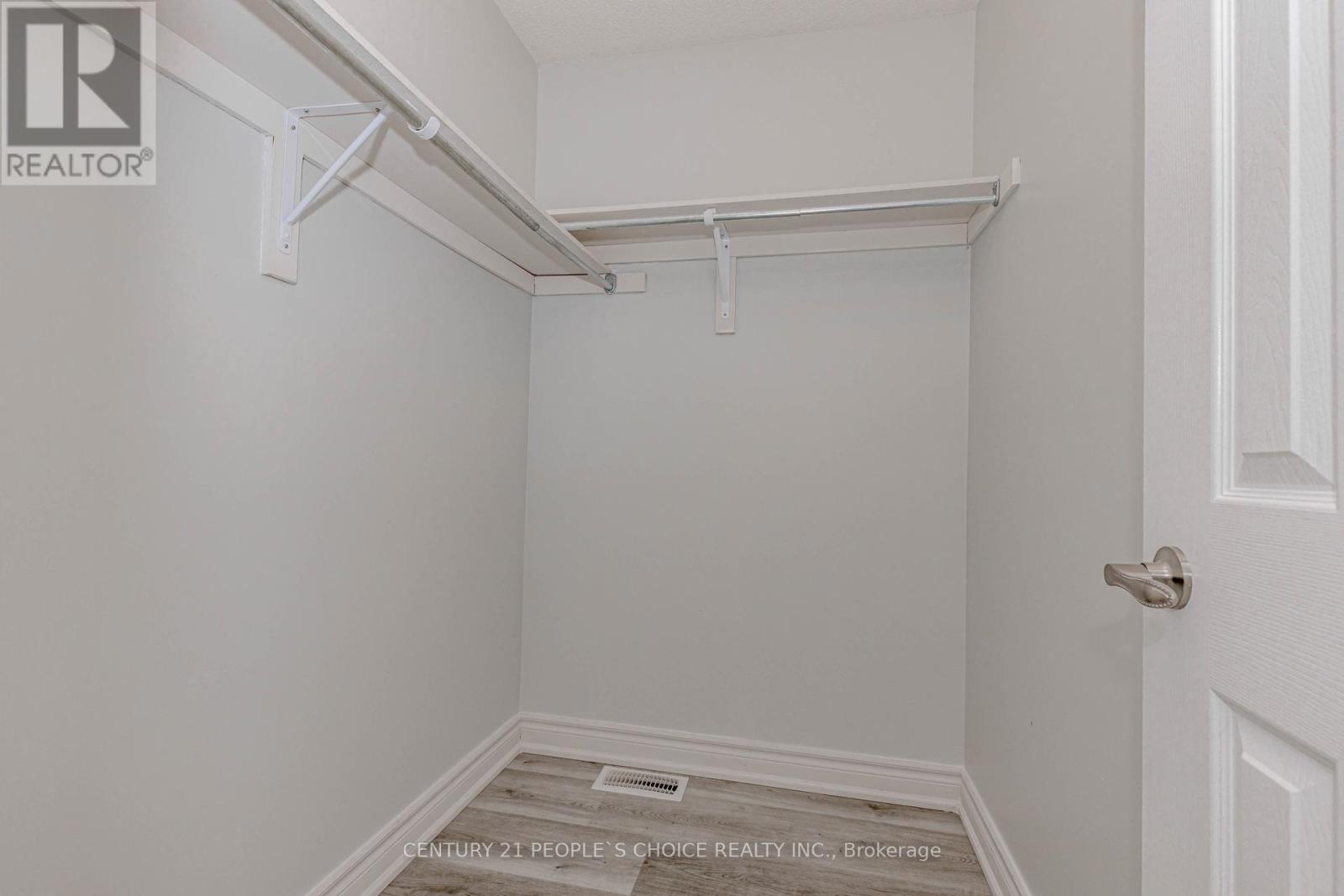 Main - 5844 Gant Crescent, Mississauga, Ontario  L5V 2T5 - Photo 31 - W12766942