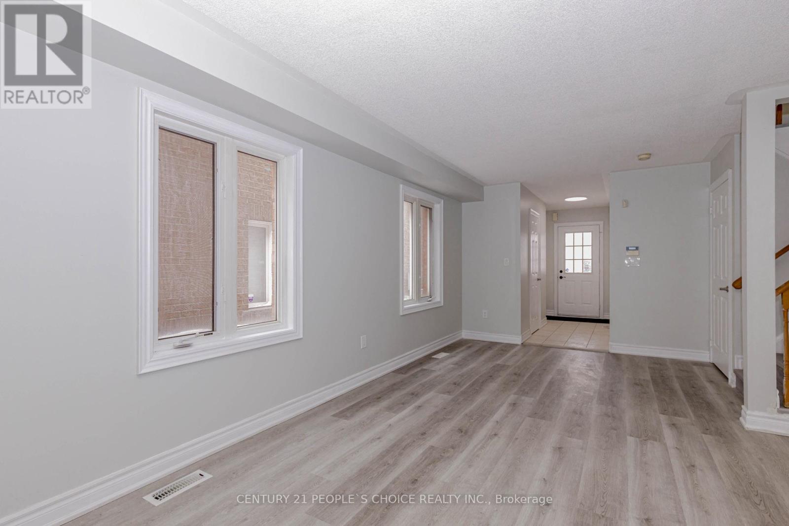 Main - 5844 Gant Crescent, Mississauga, Ontario  L5V 2T5 - Photo 9 - W12766942