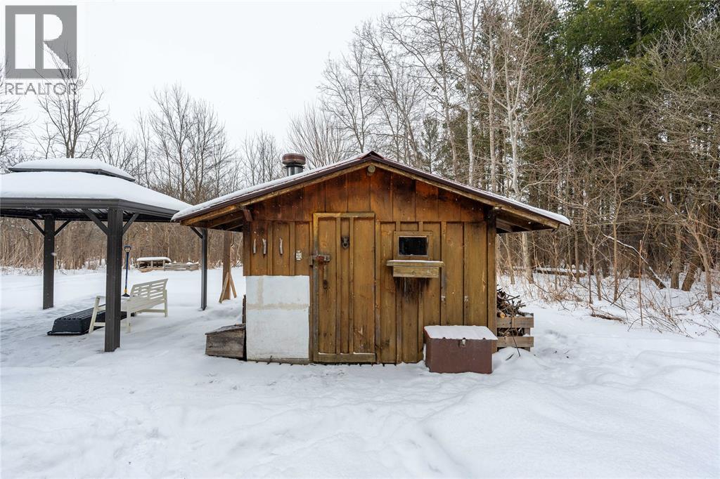 2302 Mccallum Line, Sombra, Ontario  N0P 2R0 - Photo 16 - 26002696