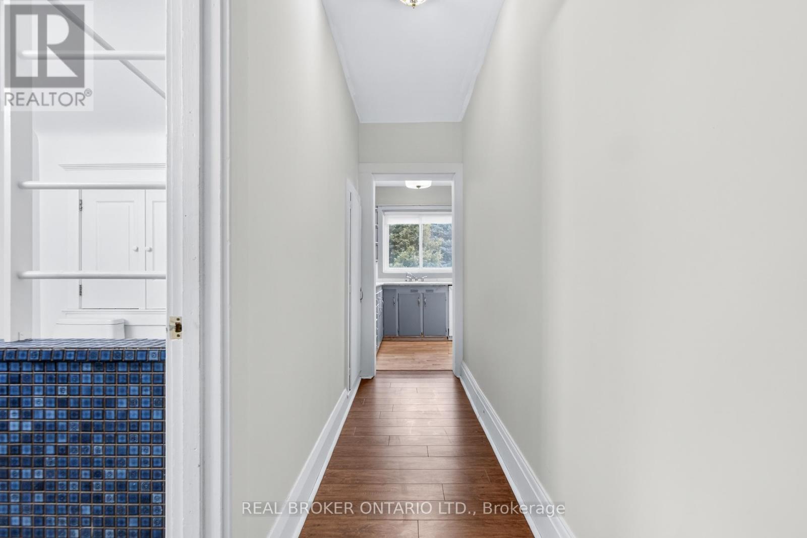 2585 Lakeshore Boulevard W, Toronto, Ontario  M8V 1G3 - Photo 28 - W12766978