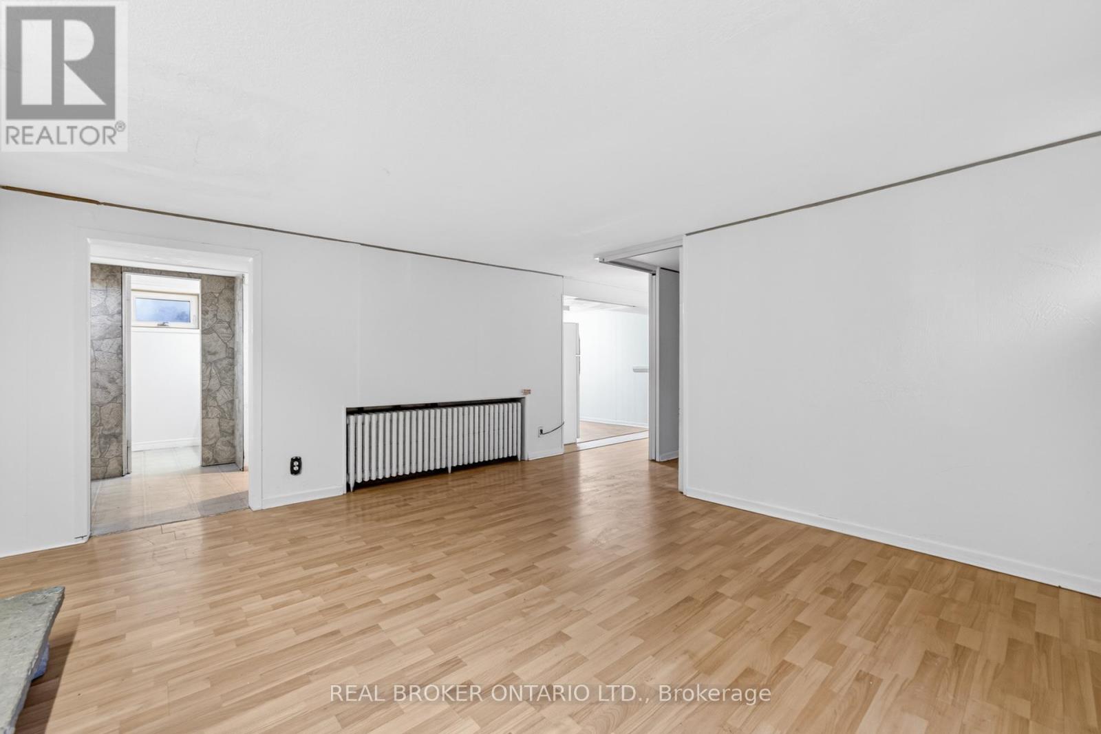 2585 Lakeshore Boulevard W, Toronto, Ontario  M8V 1G3 - Photo 36 - W12766978