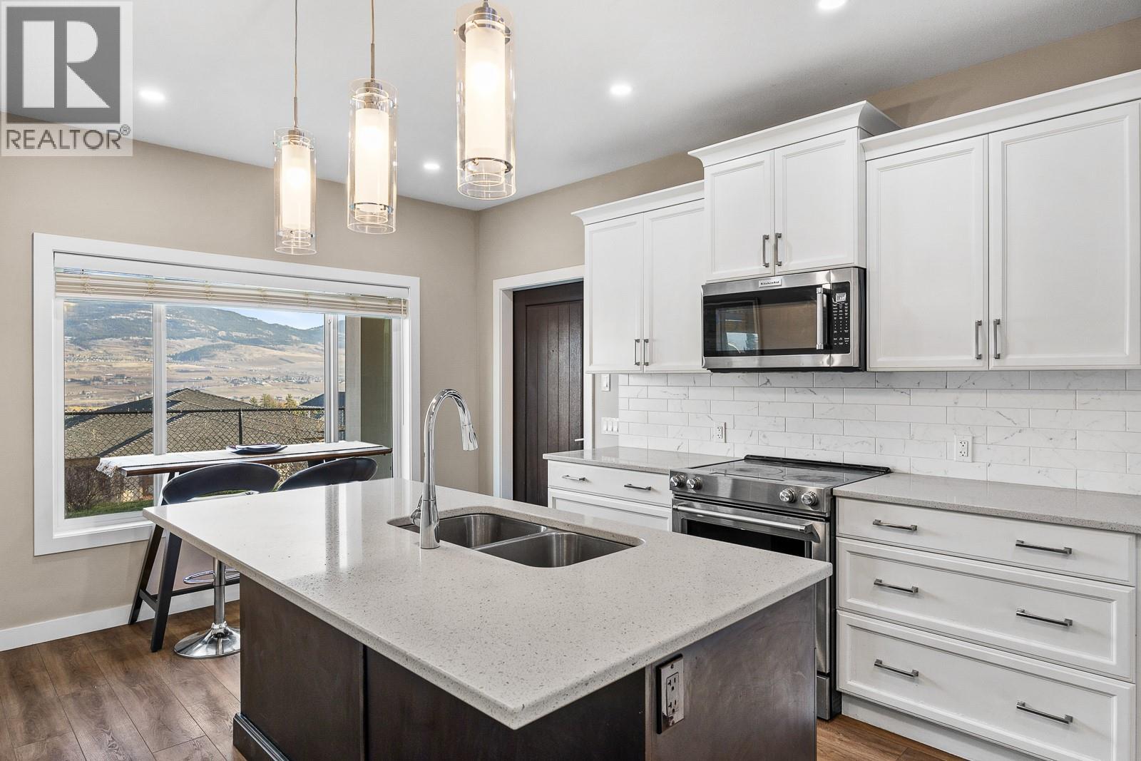 687 Acadia Street, Kelowna, British Columbia  V1V 0A8 - Photo 24 - 10371026