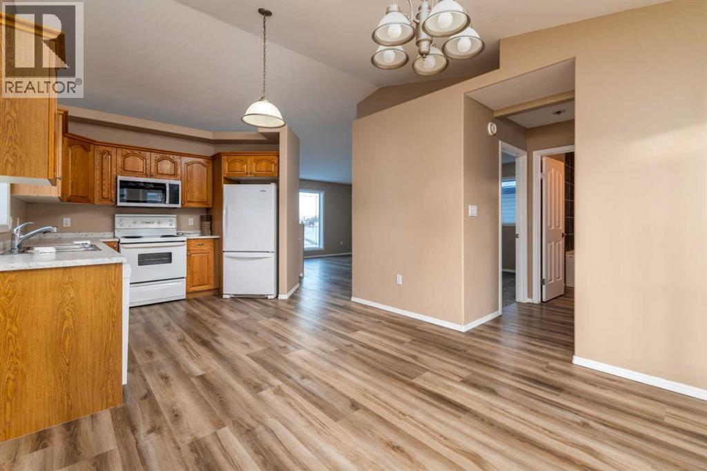 6519 35 Street, Lloydminster, Alberta  T9V 3H1 - Photo 11 - A2282252