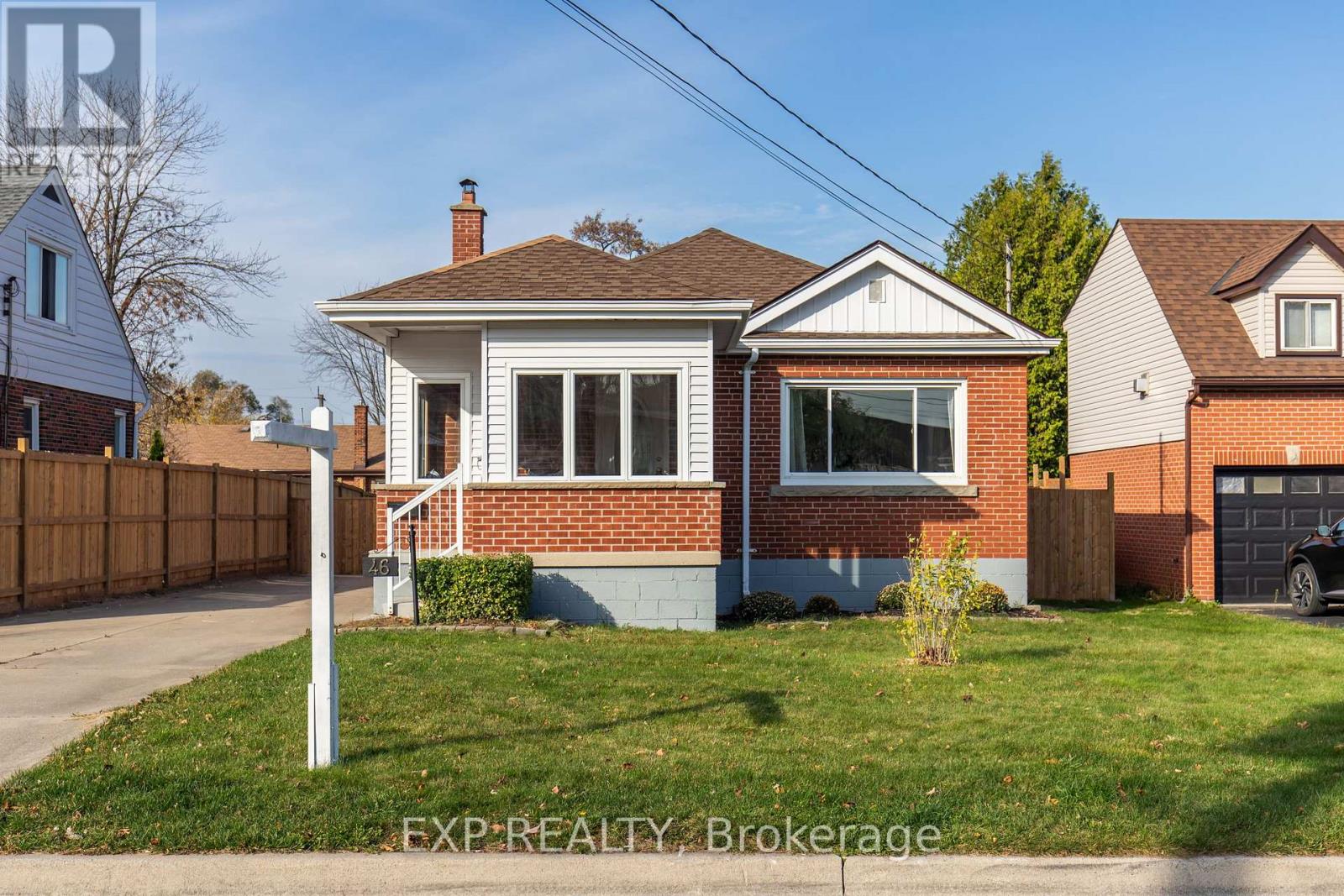 Main - 46 Upper Walker Avenue, Hamilton, Ontario  L8G 1S8 - Photo 1 - X12766912