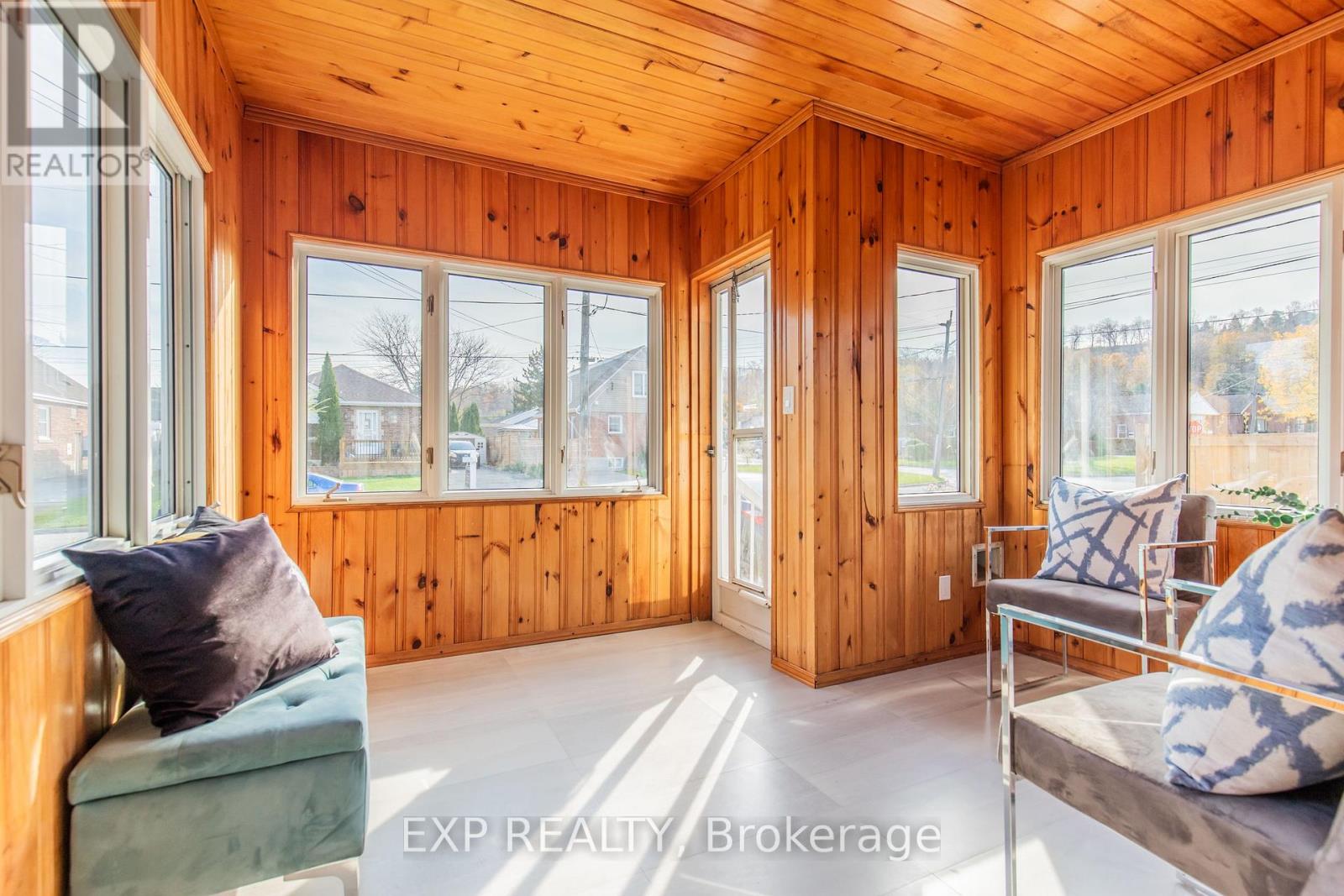 Main - 46 Upper Walker Avenue, Hamilton, Ontario  L8G 1S8 - Photo 7 - X12766912