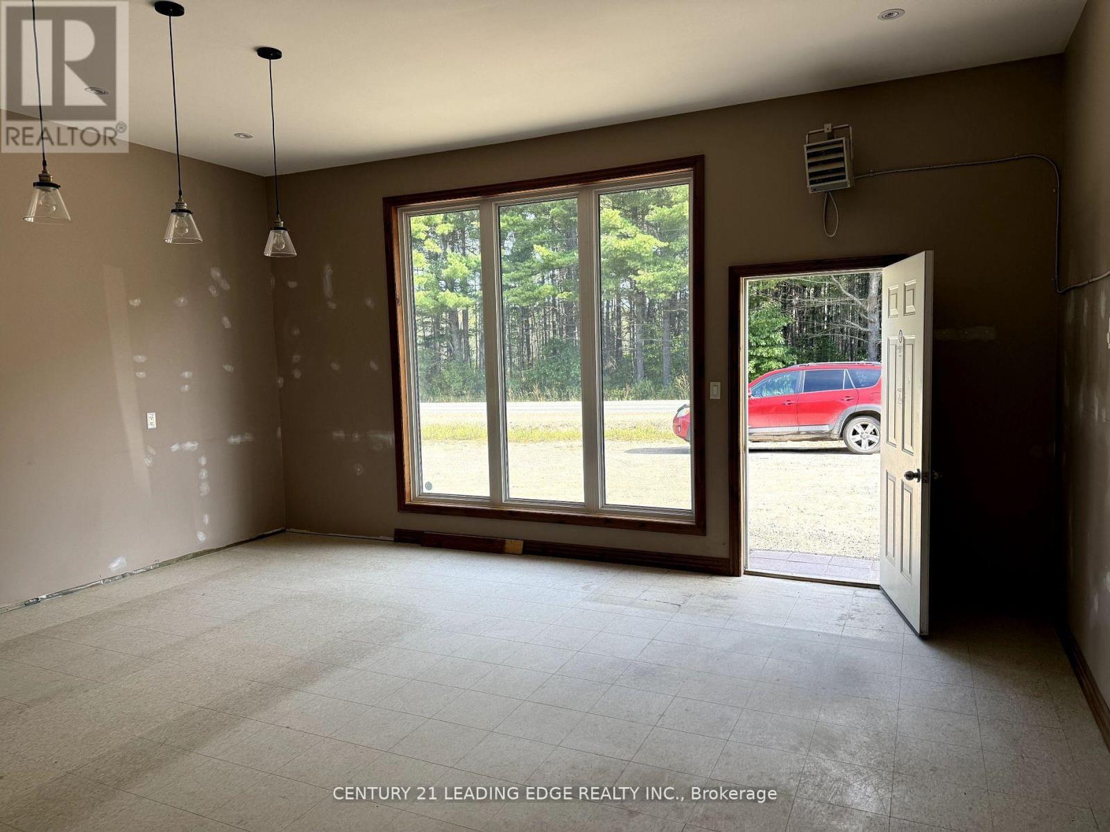 159 Y Road, Hastings Highlands, Ontario  K0L 1C0 - Photo 2 - X12766948