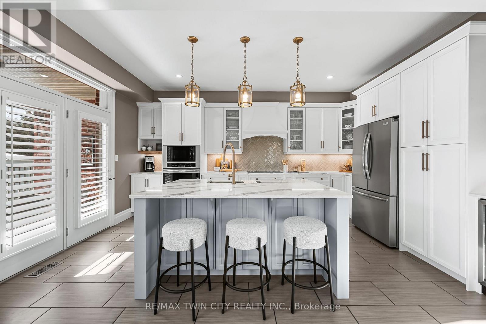 155 Oak Park Drive, Waterloo, Ontario  N2K 0B3 - Photo 15 - X12766952