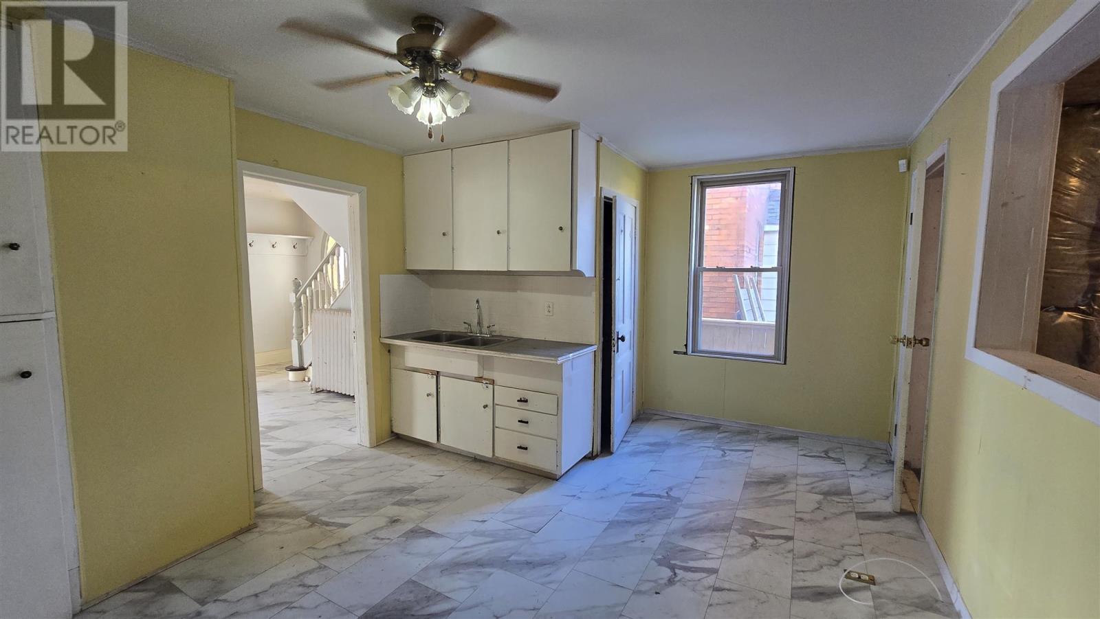 178 Albert St W, Sault Ste. Marie, Ontario  P6A 1B4 - Photo 12 - SM253141