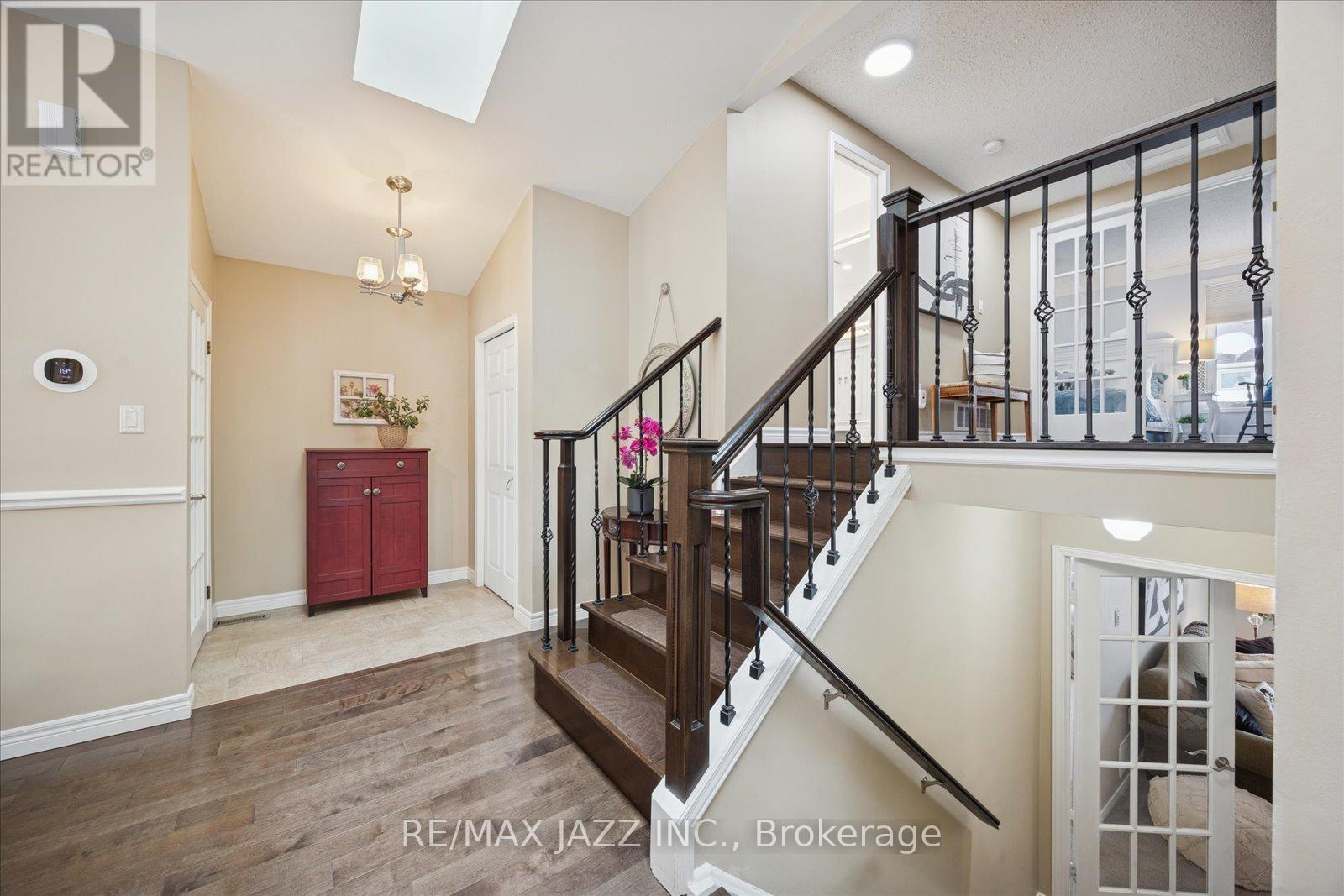 768 Apple Valley Lane, Oshawa, Ontario  L1J 7R4 - Photo 11 - E12767160