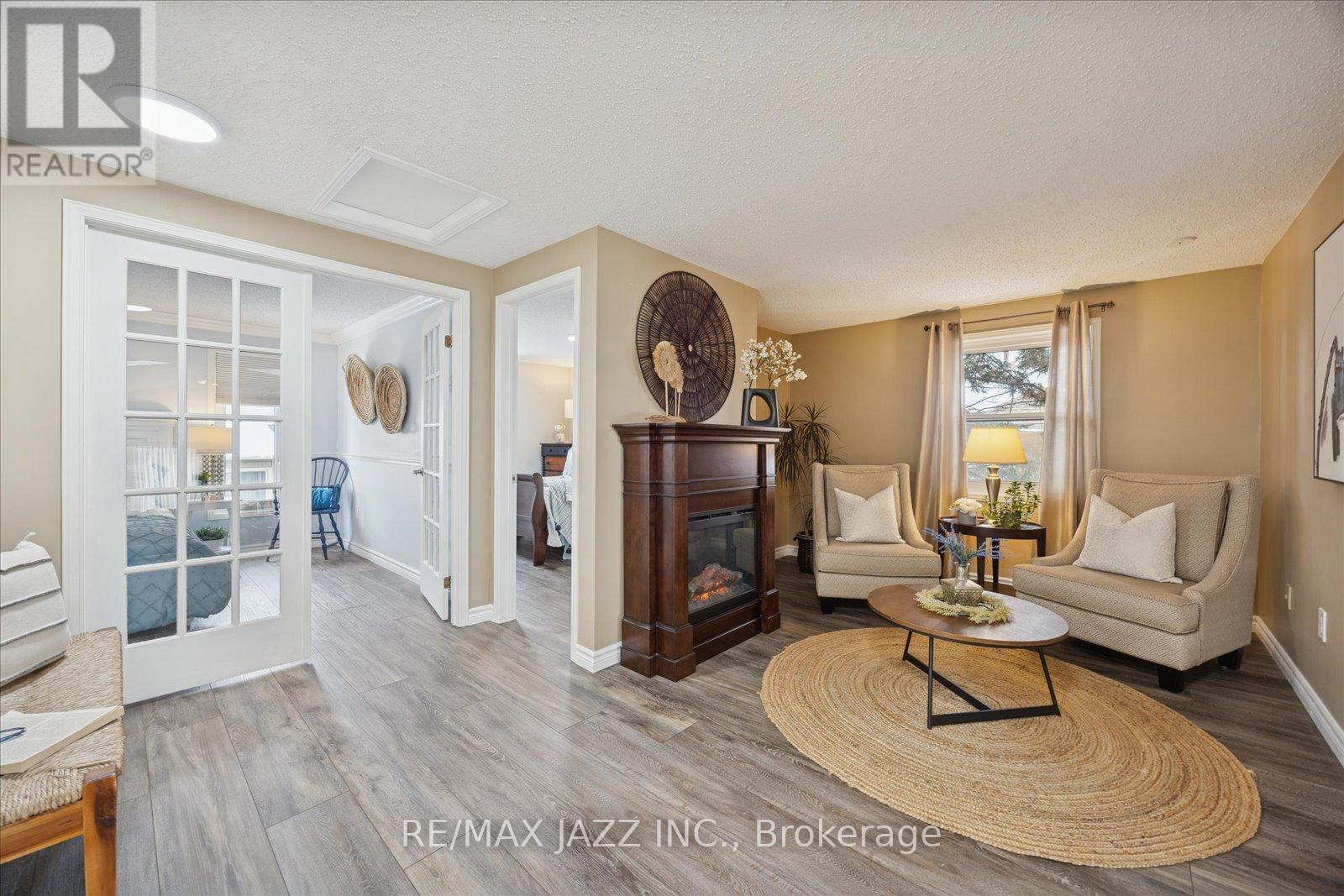 768 Apple Valley Lane, Oshawa, Ontario  L1J 7R4 - Photo 12 - E12767160