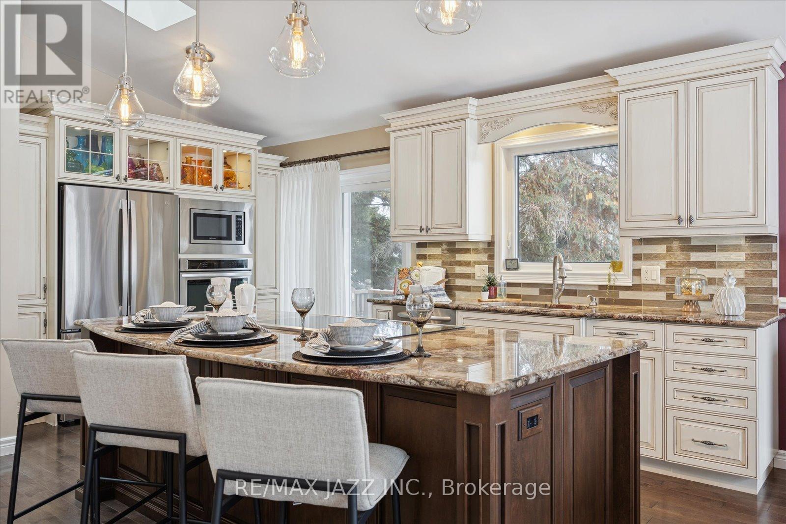 768 Apple Valley Lane, Oshawa, Ontario  L1J 7R4 - Photo 6 - E12767160