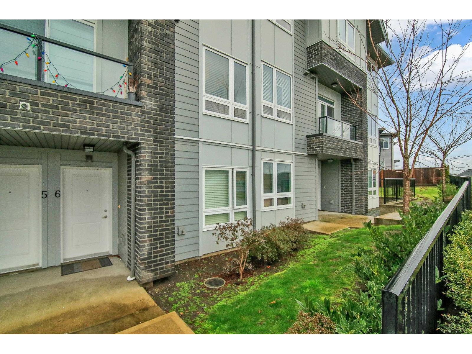 6 3323 Rockhill Place, Abbotsford, British Columbia  V2T 0J9 - Photo 2 - R3085861