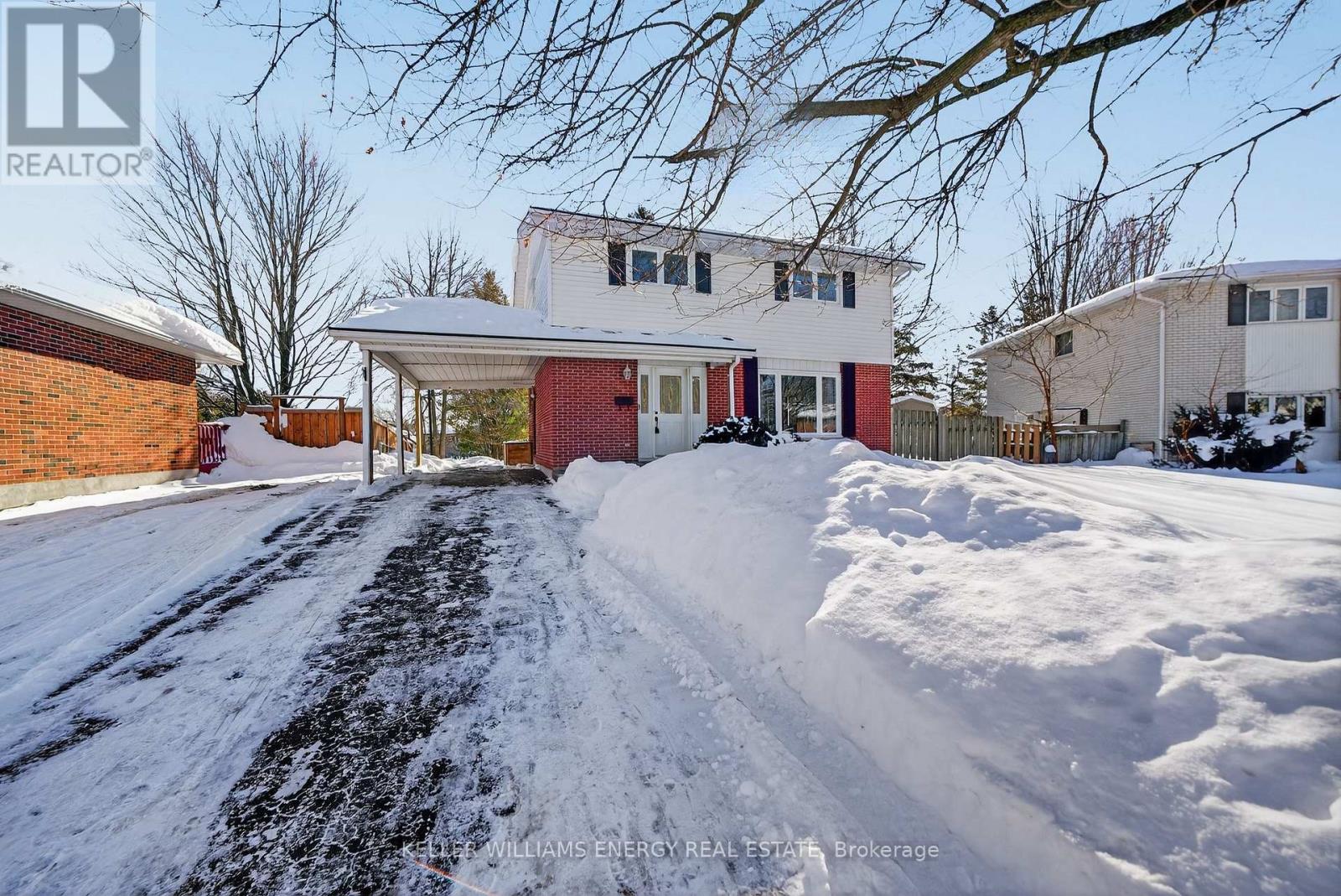 40 Robertson Lane, Belleville, Ontario  K8P 4C3 - Photo 1 - X12767148