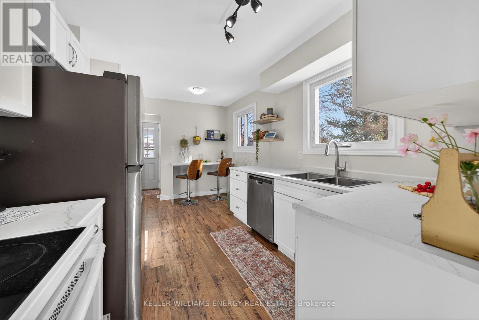 40 Robertson Lane, Belleville, Ontario  K8P 4C3 - Photo 11 - X12767148