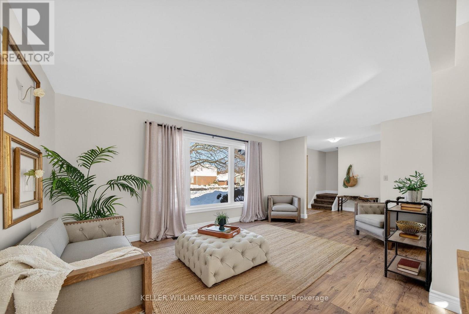 40 Robertson Lane, Belleville, Ontario  K8P 4C3 - Photo 2 - X12767148