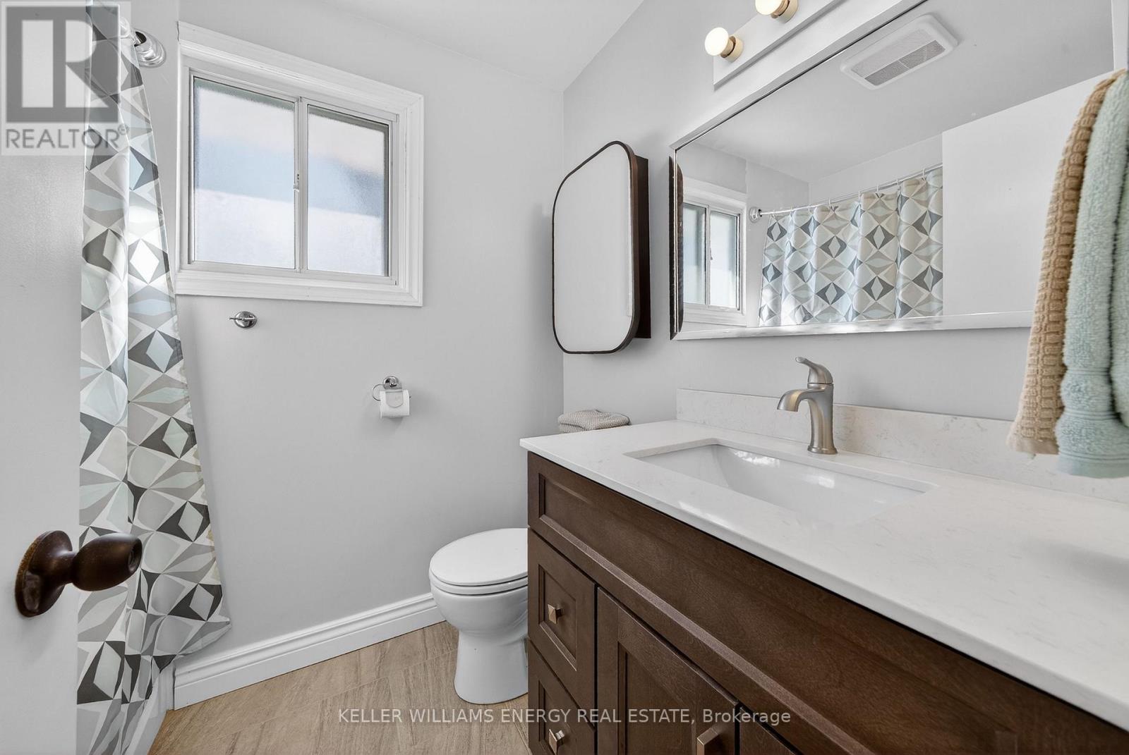 40 Robertson Lane, Belleville, Ontario  K8P 4C3 - Photo 27 - X12767148