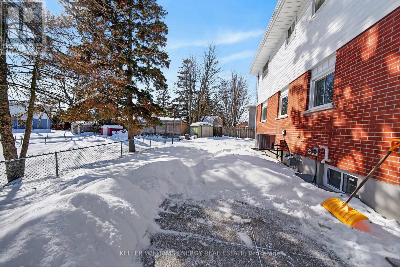 40 Robertson Lane, Belleville, Ontario  K8P 4C3 - Photo 31 - X12767148