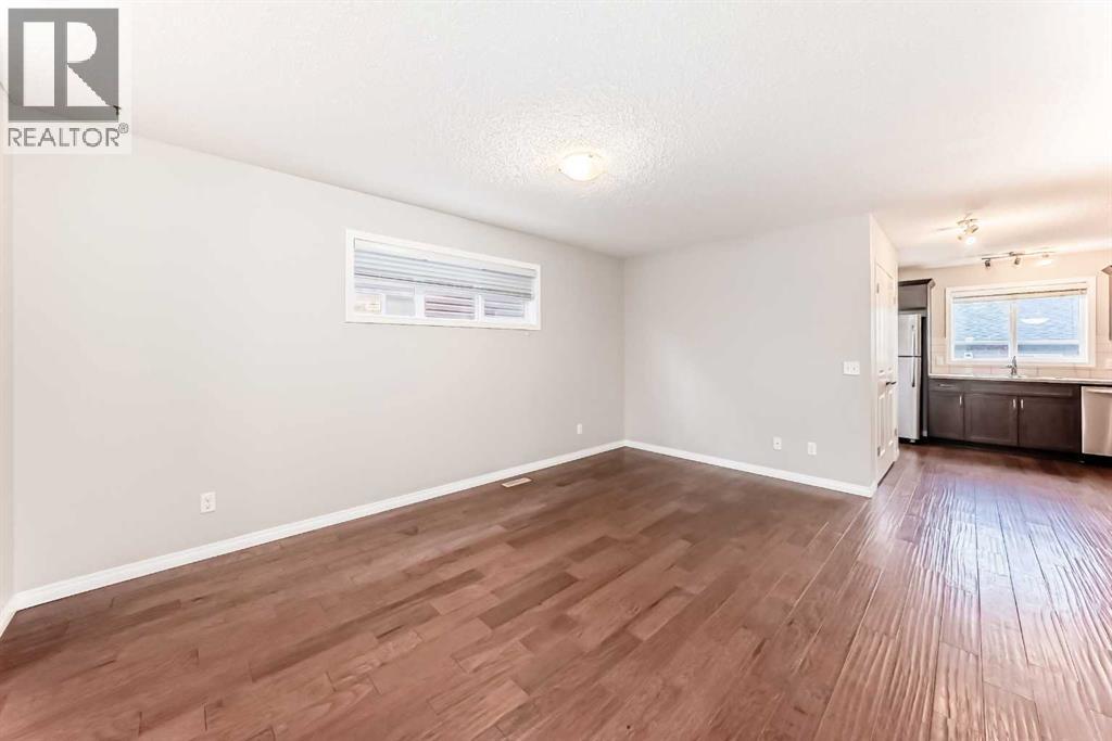 16 Fireside Way, Cochrane, Alberta  t4c 0r1 - Photo 8 - A2271896