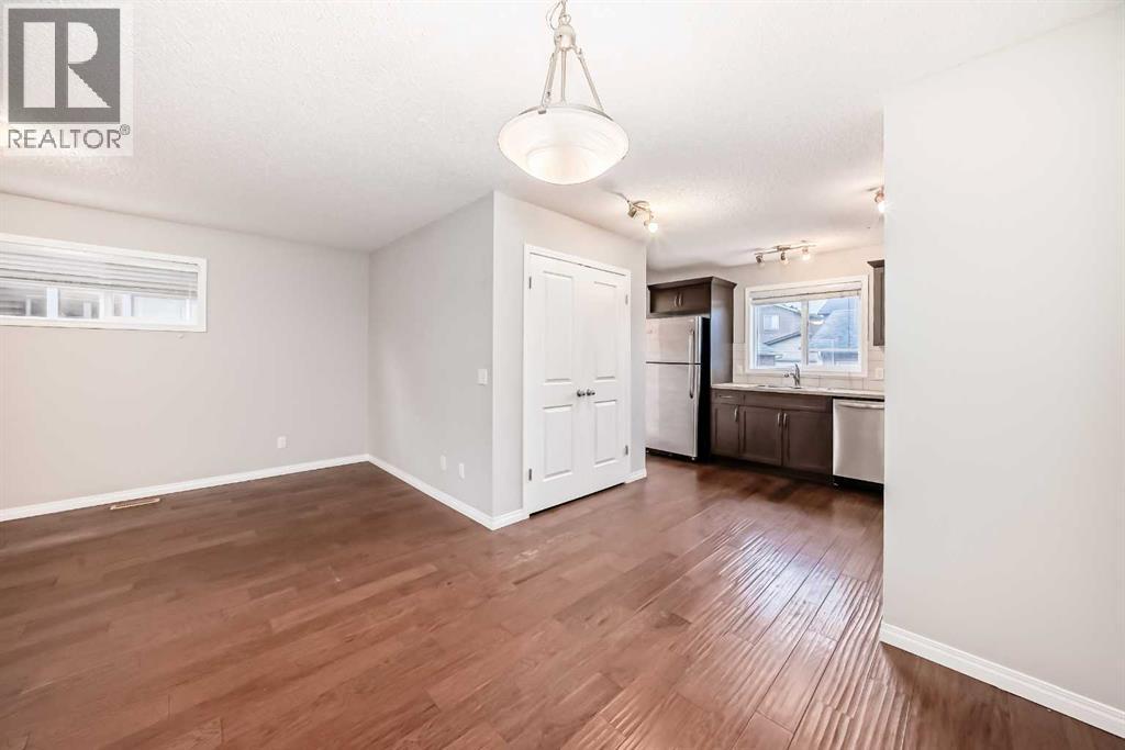 16 Fireside Way, Cochrane, Alberta  t4c 0r1 - Photo 6 - A2271896