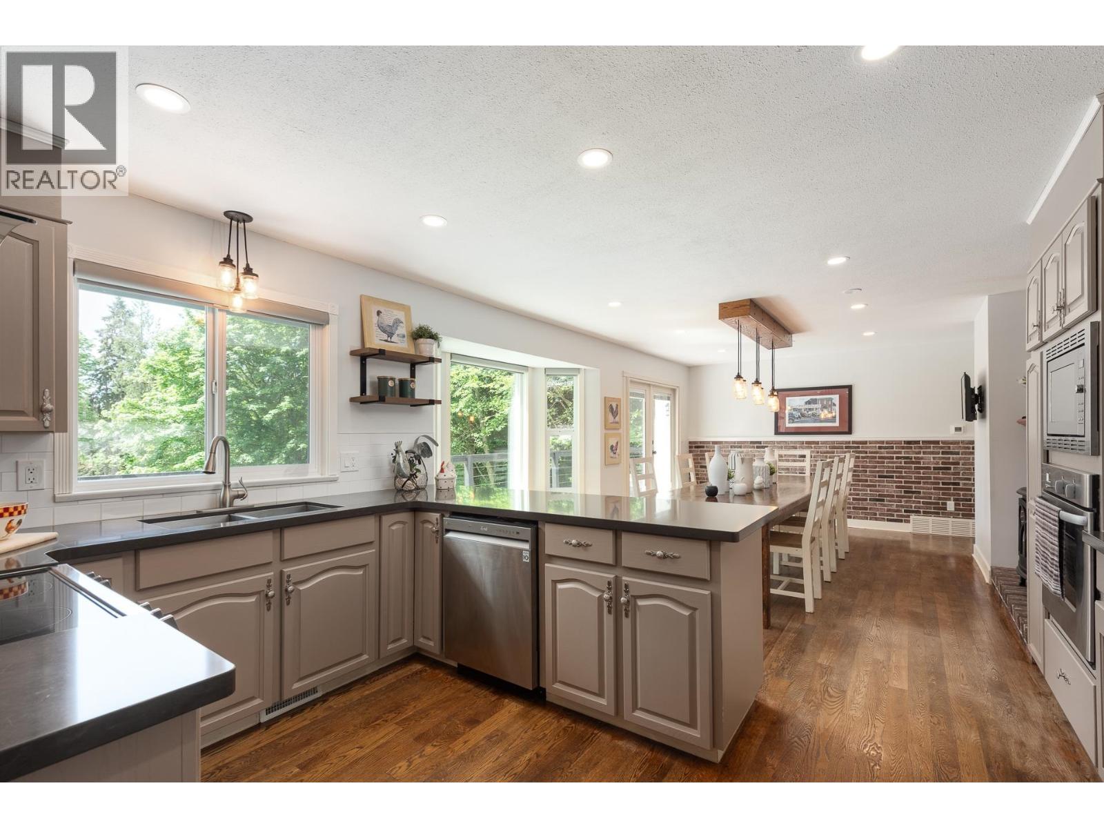 27454 110 Avenue, Maple Ridge, British Columbia  V2W 1P5 - Photo 6 - R3086976