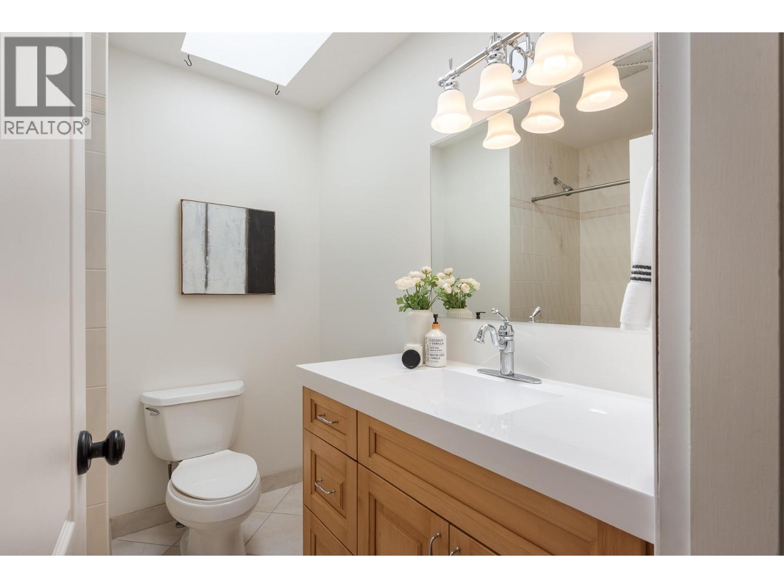 27454 110 Avenue, Maple Ridge, British Columbia  V2W 1P5 - Photo 14 - R3086976