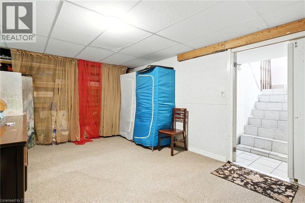 39 Clayburn Avenue, St. Catharines, Ontario  L2P 2T8 - Photo 23 - 40770990