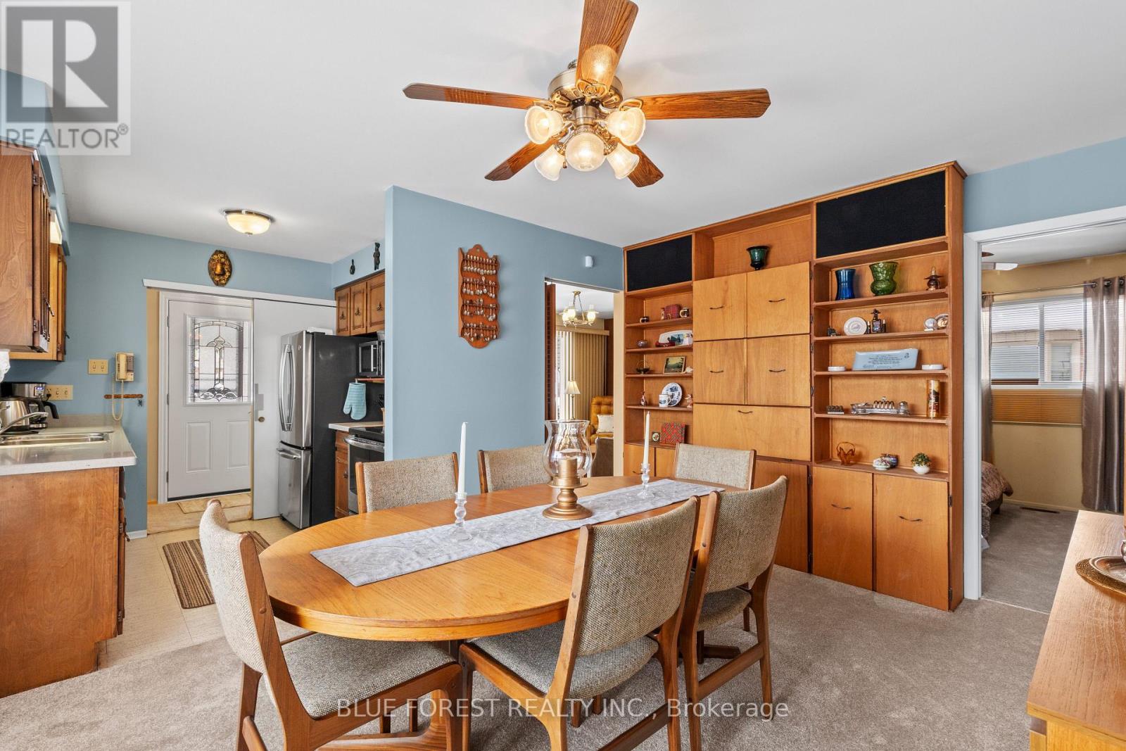 Photo 15 of 42 for 33 Cornell Crescent