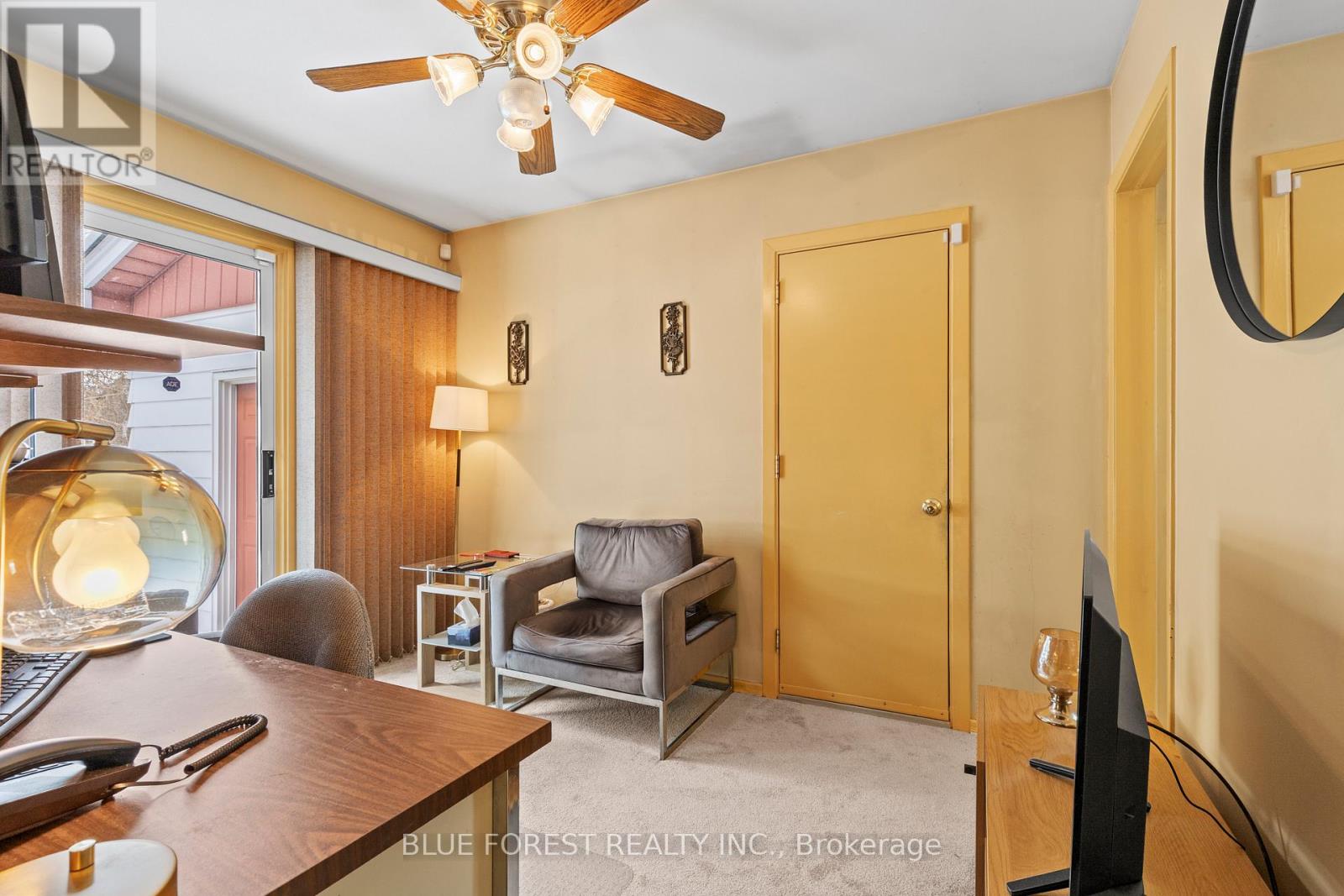 Photo 22 of 42 for 33 Cornell Crescent