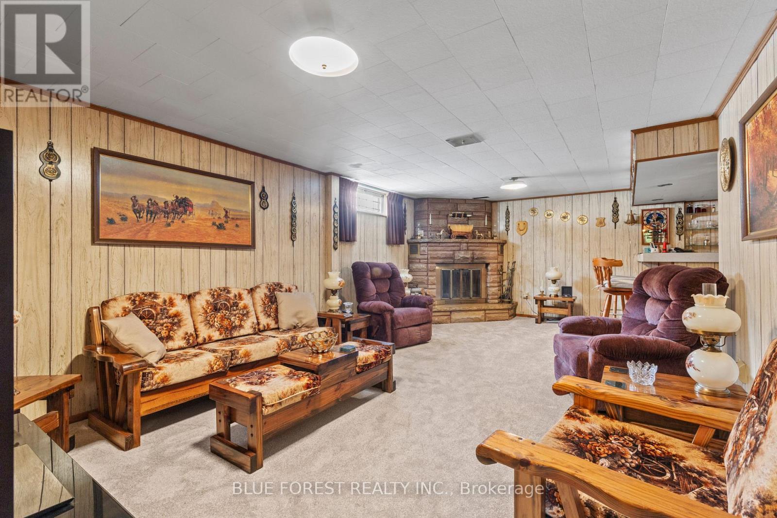 Photo 25 of 42 for 33 Cornell Crescent