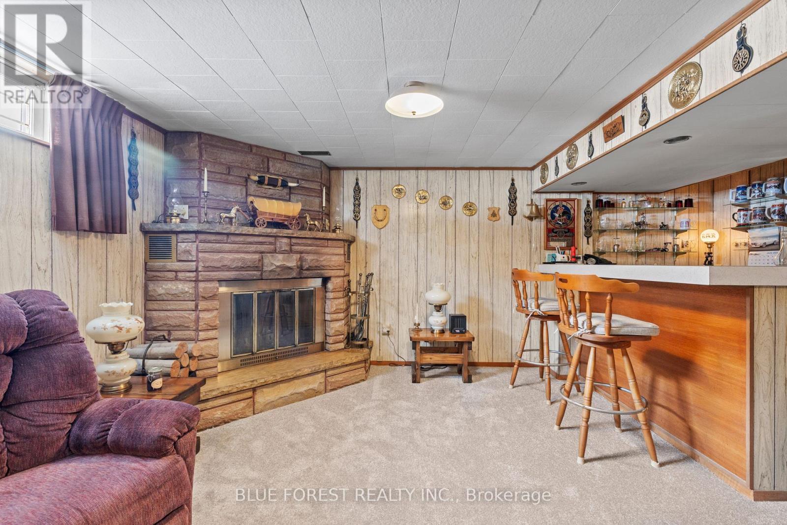 Photo 27 of 42 for 33 Cornell Crescent