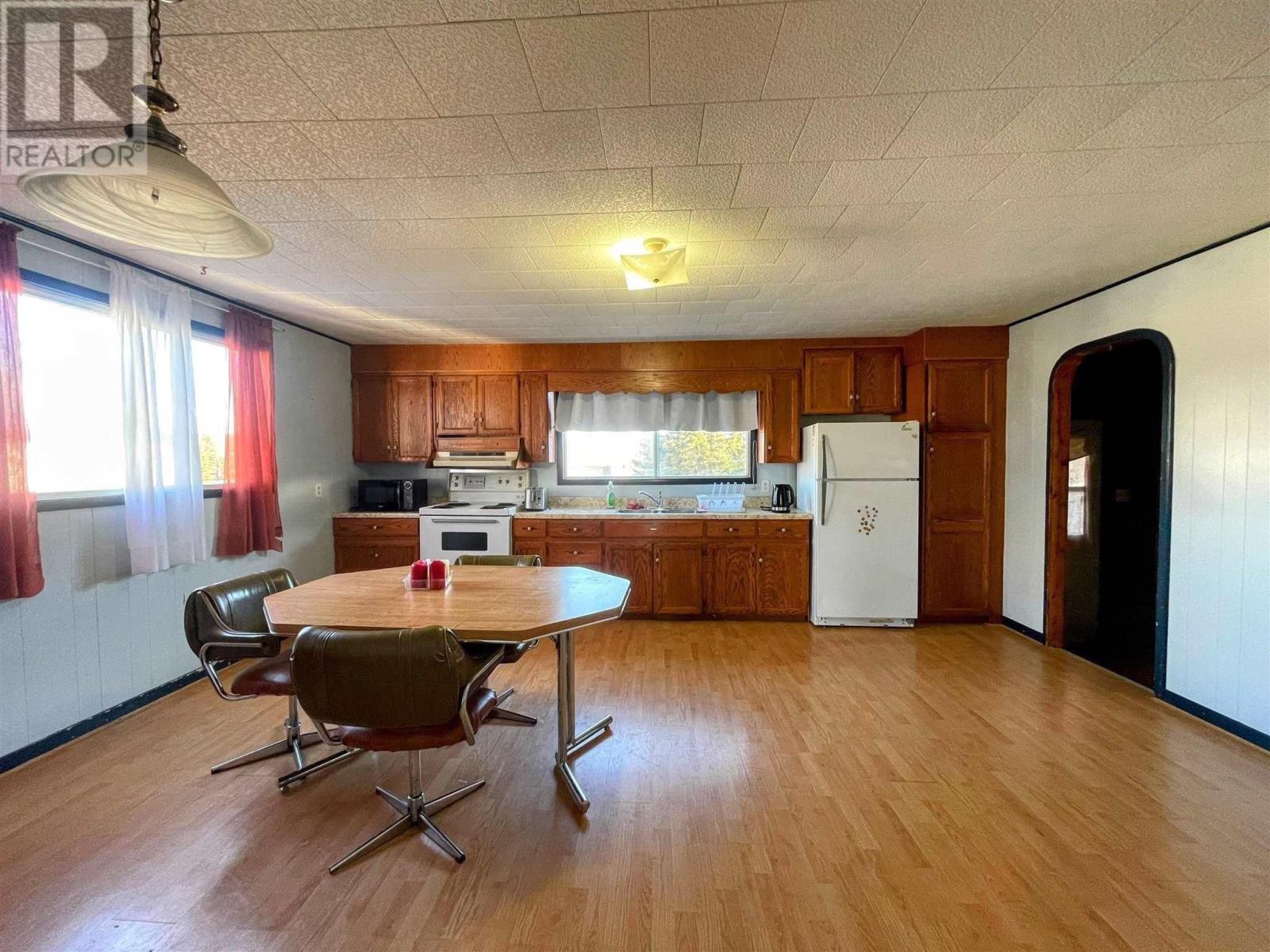 43 Stevens Ave, Marathon, Ontario  P0T 2E0 - Photo 8 - TB2600179