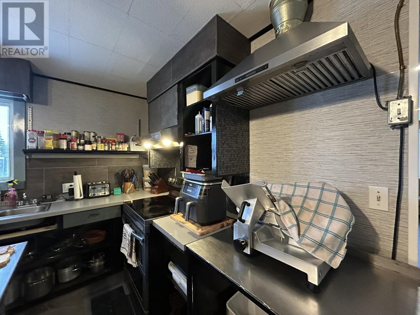 5531 Dawson Road, Thunder Bay, Ontario  P7G 0V7 - Photo 6 - TB2600186