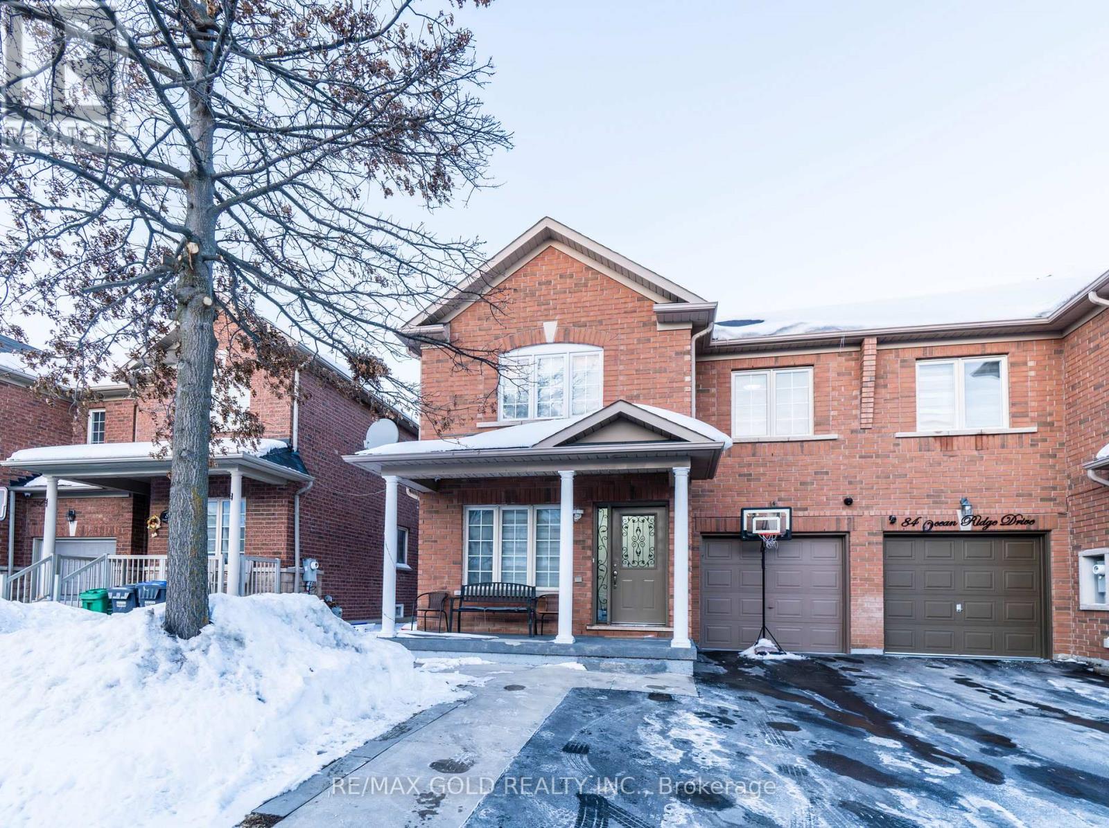 86 Ocean Ridge Drive, Brampton, Ontario  L6R 3L5 - Photo 3 - W12760292