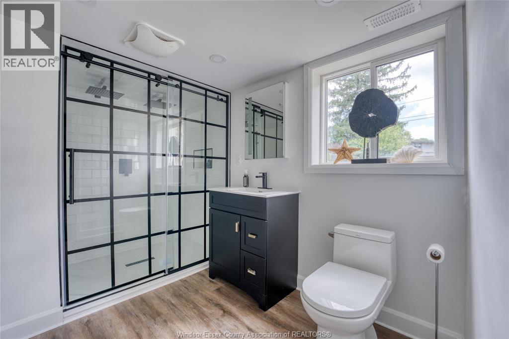 3790 Rockwell, Windsor, Ontario  N9E 2B2 - Photo 10 - 26002771