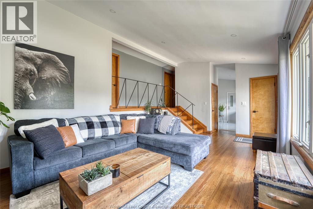 3790 Rockwell, Windsor, Ontario  N9E 2B2 - Photo 2 - 26002771