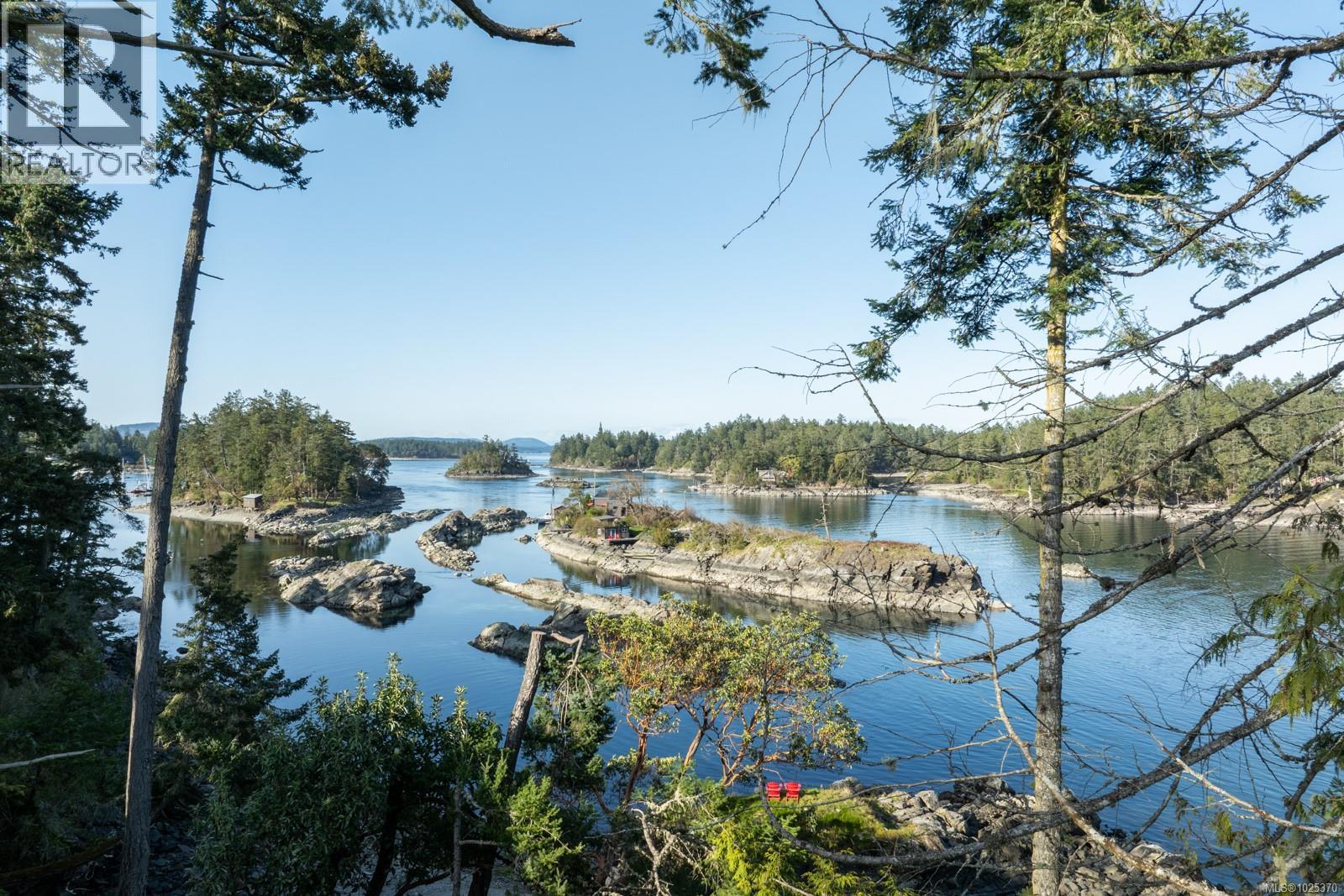 2464 Tryon Rd, North Saanich, British Columbia  V8L 5H8 - Photo 16 - 1025370