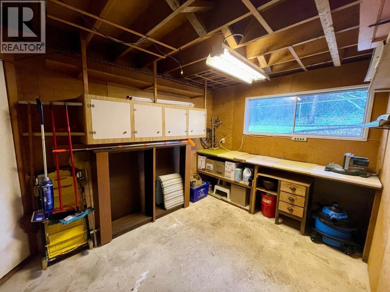 935 London Place, New Westminster, British Columbia  V3M 4Z5 - Photo 39 - R3085037