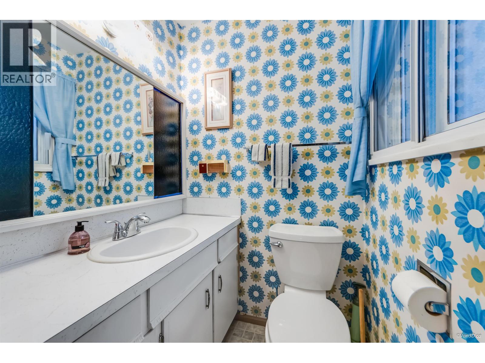 935 London Place, New Westminster, British Columbia  V3M 4Z5 - Photo 30 - R3085037