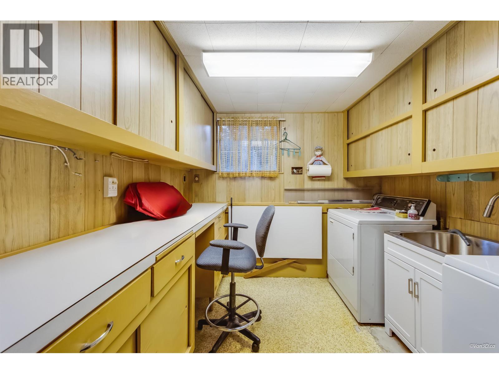 935 London Place, New Westminster, British Columbia  V3M 4Z5 - Photo 38 - R3085037