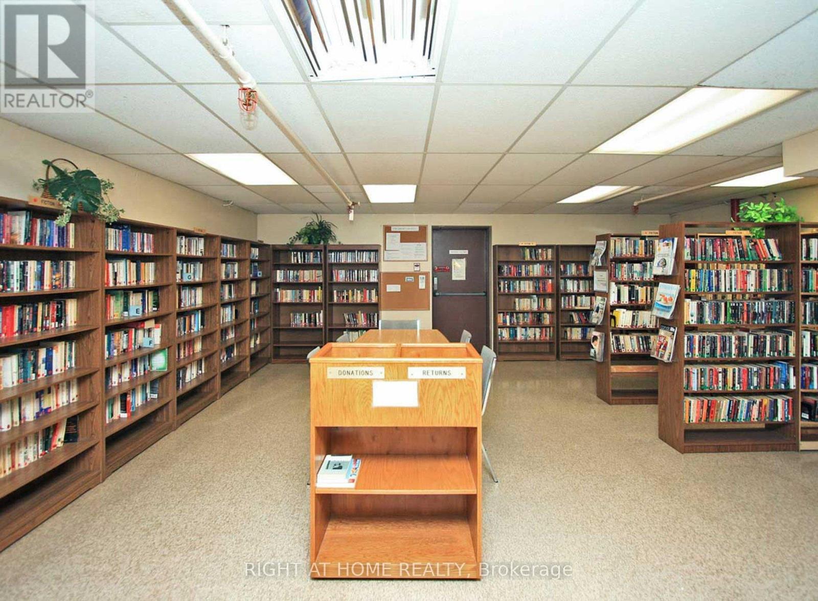 #2019 - 33 Harbour Square, Toronto (Waterfront Communities), Ontario  M5J 2G2 - Photo 29 - C12767028