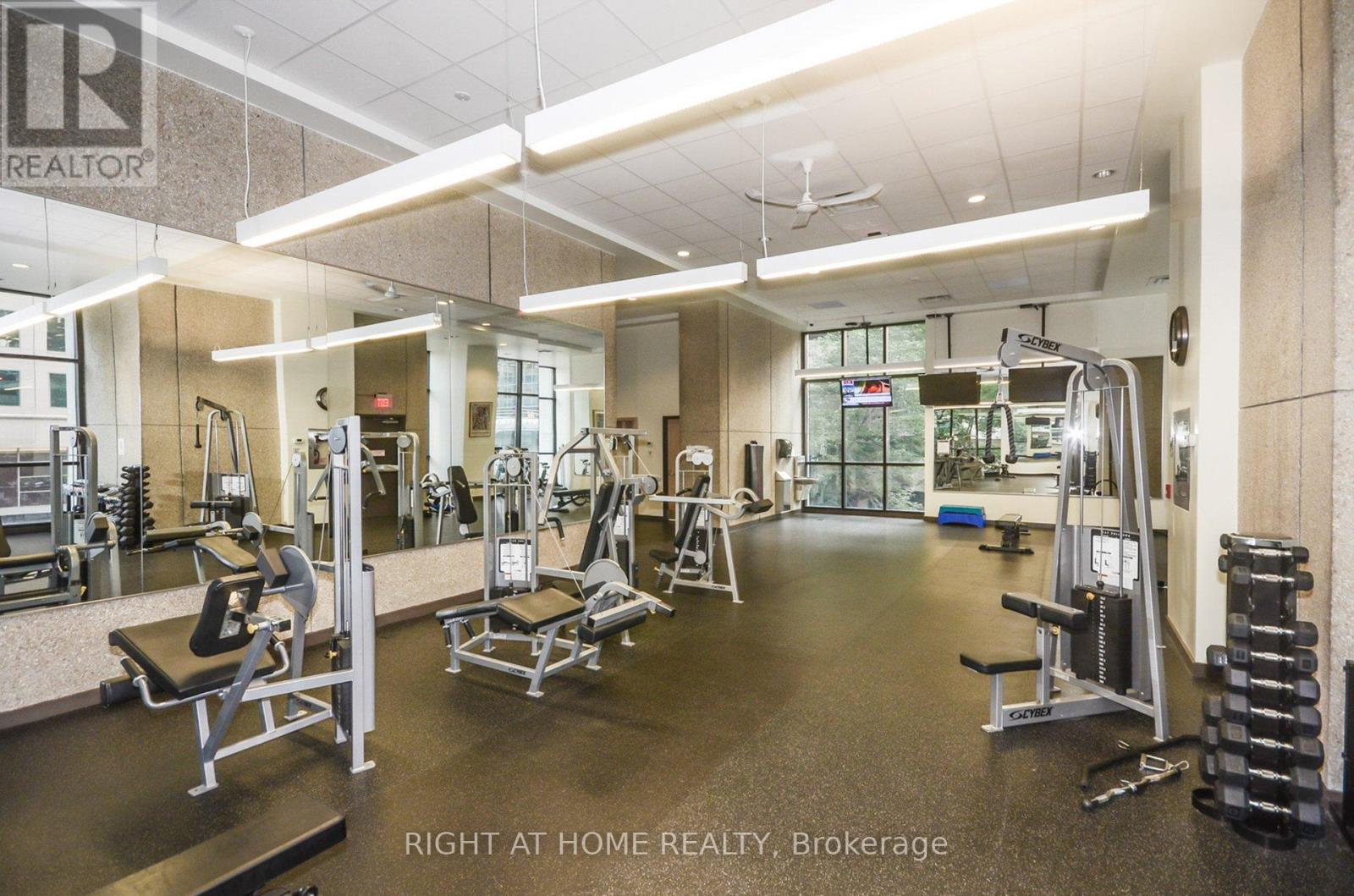 #2019 - 33 Harbour Square, Toronto (Waterfront Communities), Ontario  M5J 2G2 - Photo 31 - C12767028