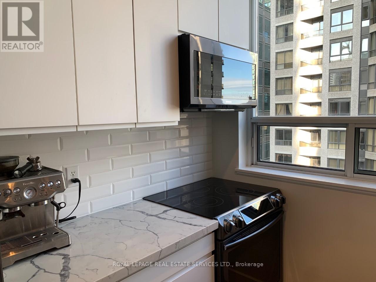 Ph1 - 30 Hayden Street, Toronto, Ontario  M4Y 3B8 - Photo 5 - C12767032