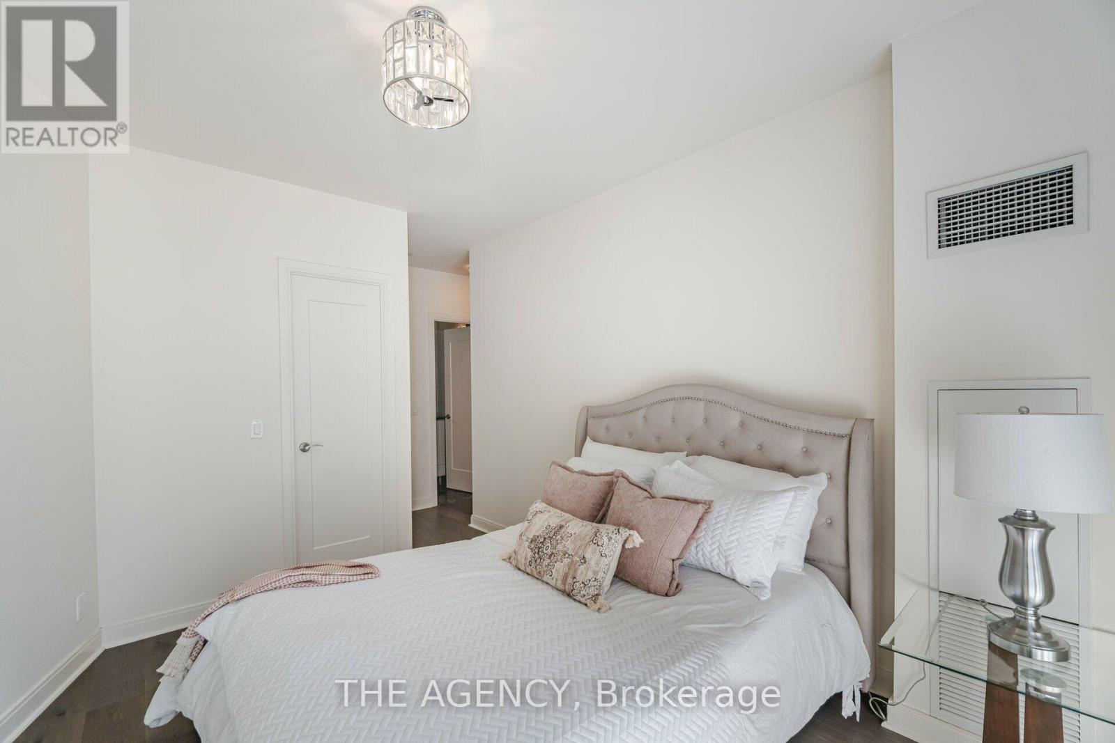 105 - 825 Church Street, Toronto, Ontario  M4W 3Z4 - Photo 22 - C12767042