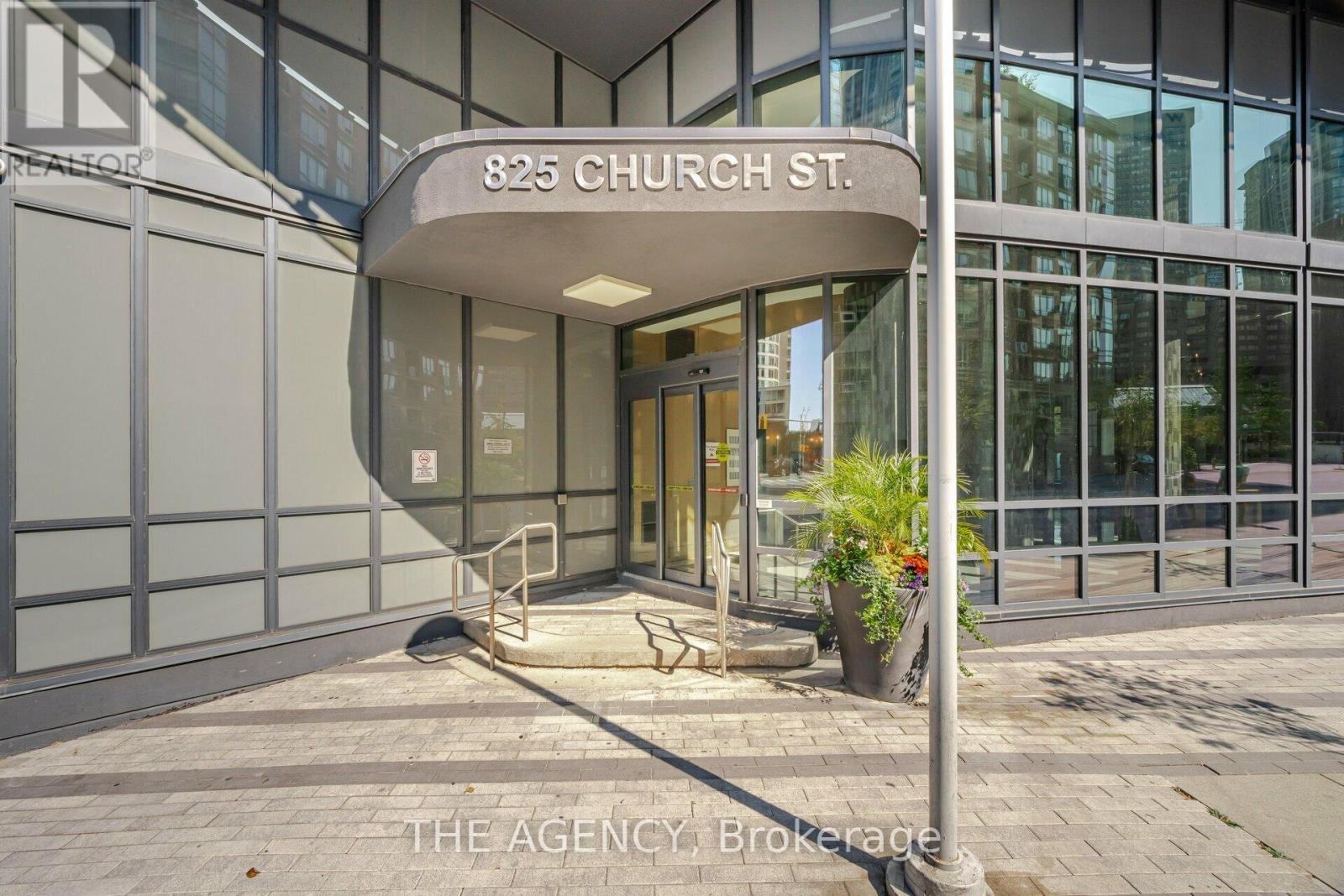 105 - 825 Church Street, Toronto, Ontario  M4W 3Z4 - Photo 4 - C12767042