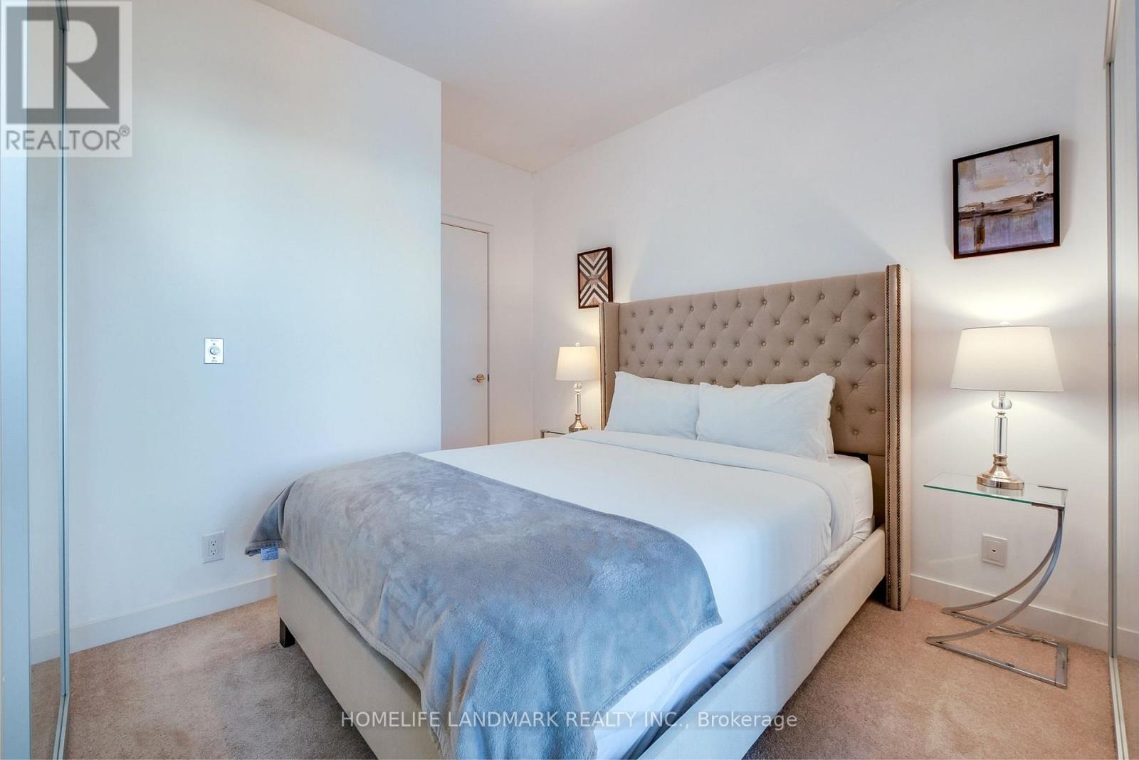 1807 - 14 York Street, Toronto, Ontario  M5J 0A6 - Photo 12 - C12767054