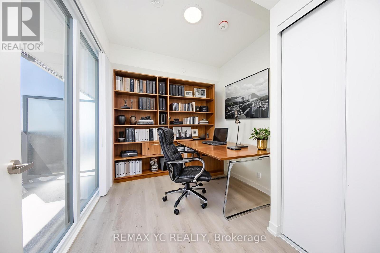 6606 - 138 Downes Street, Toronto, Ontario  M5E 0E4 - Photo 24 - C12767070