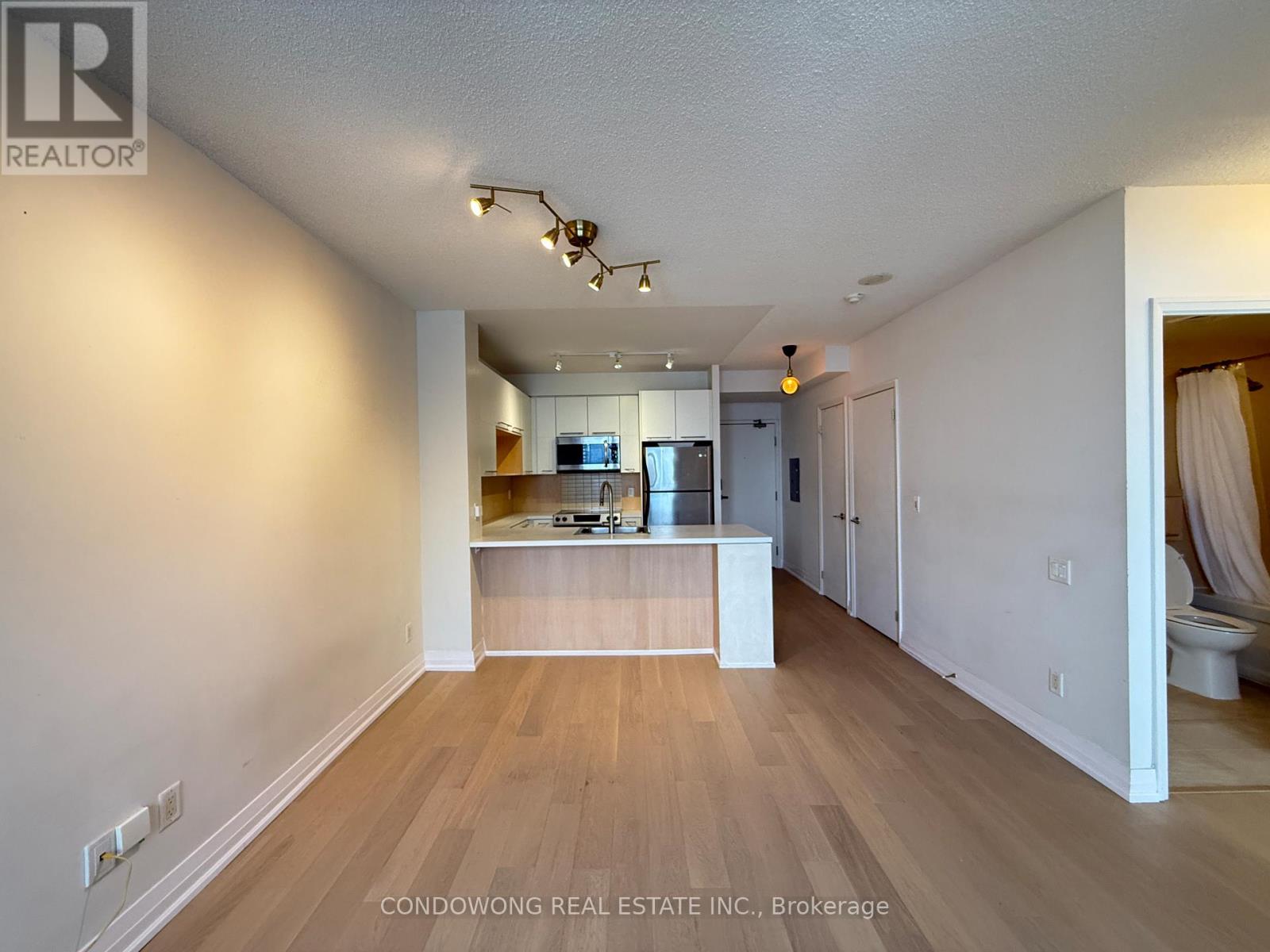 3203 - 21 Carlton Street, Toronto, Ontario  M5B 1L3 - Photo 4 - C12767156