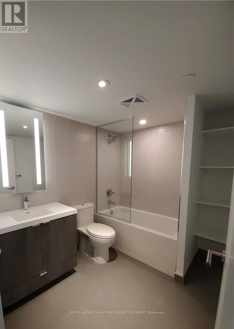 1105 - 575 Bloor Street E, Toronto, Ontario  M4X 1J8 - Photo 5 - C12767174